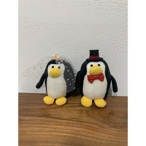 Russ Berrie & Co. Penguin Bride and Groom Wedding The Honeymooners Plush Vintage
